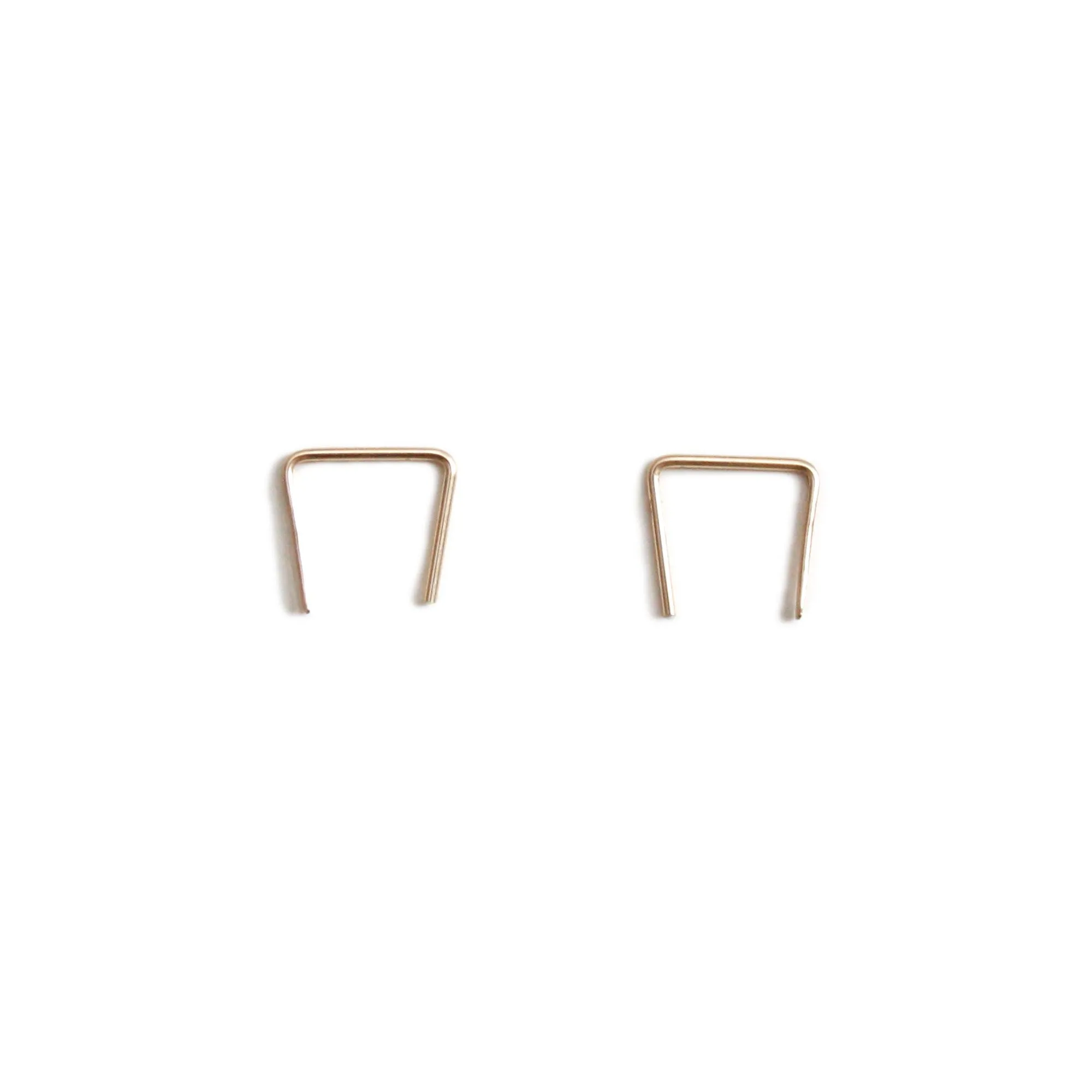 14K Gold Staple Earrings - Short