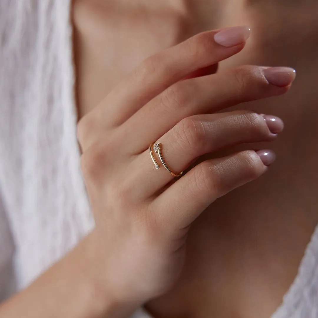 14k Gold Star Spiral Ring