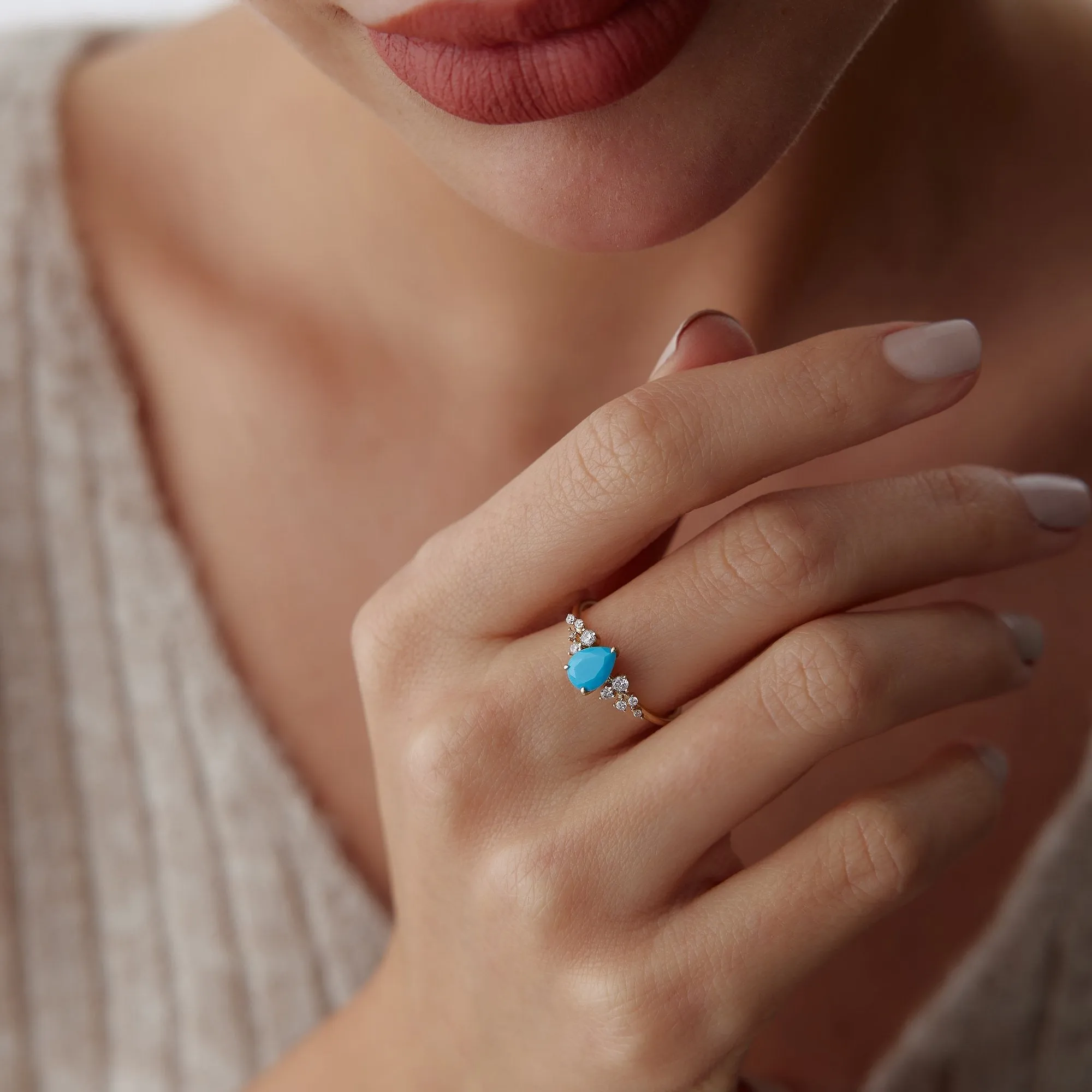 14k Gold Teardrop Turquoise Stone Ring