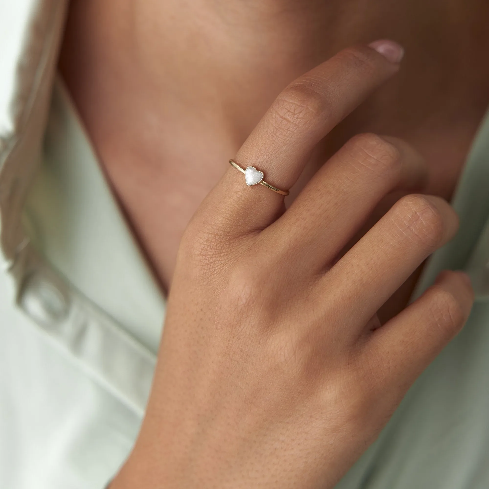14k Gold White Enamel Heart Ring