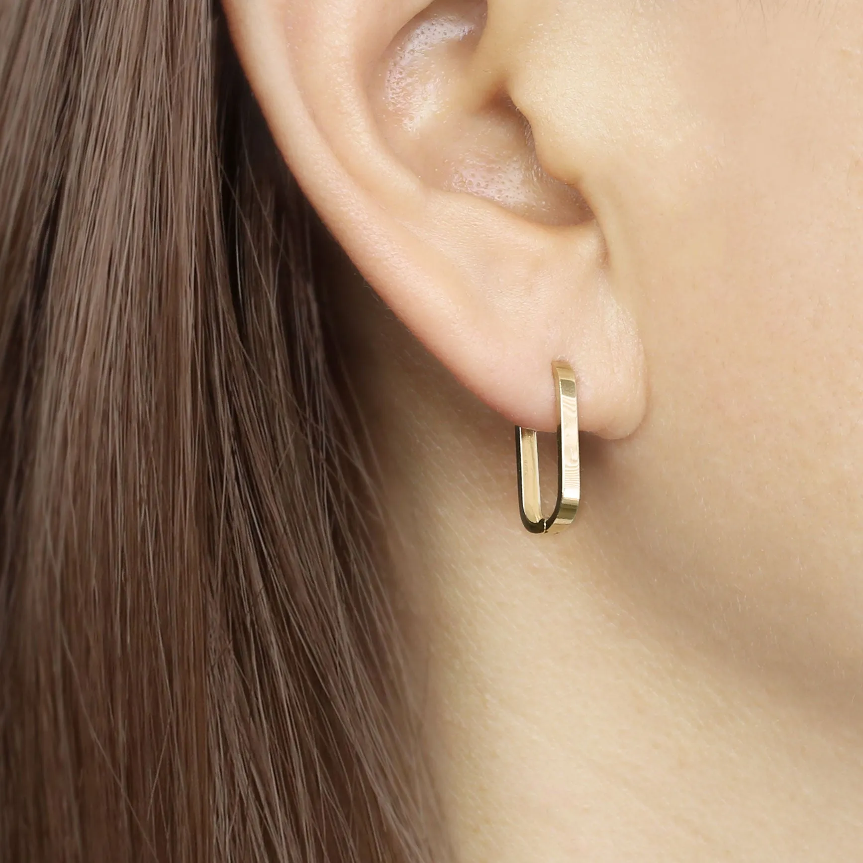 14k Solid Gold Oval Hoop Earring