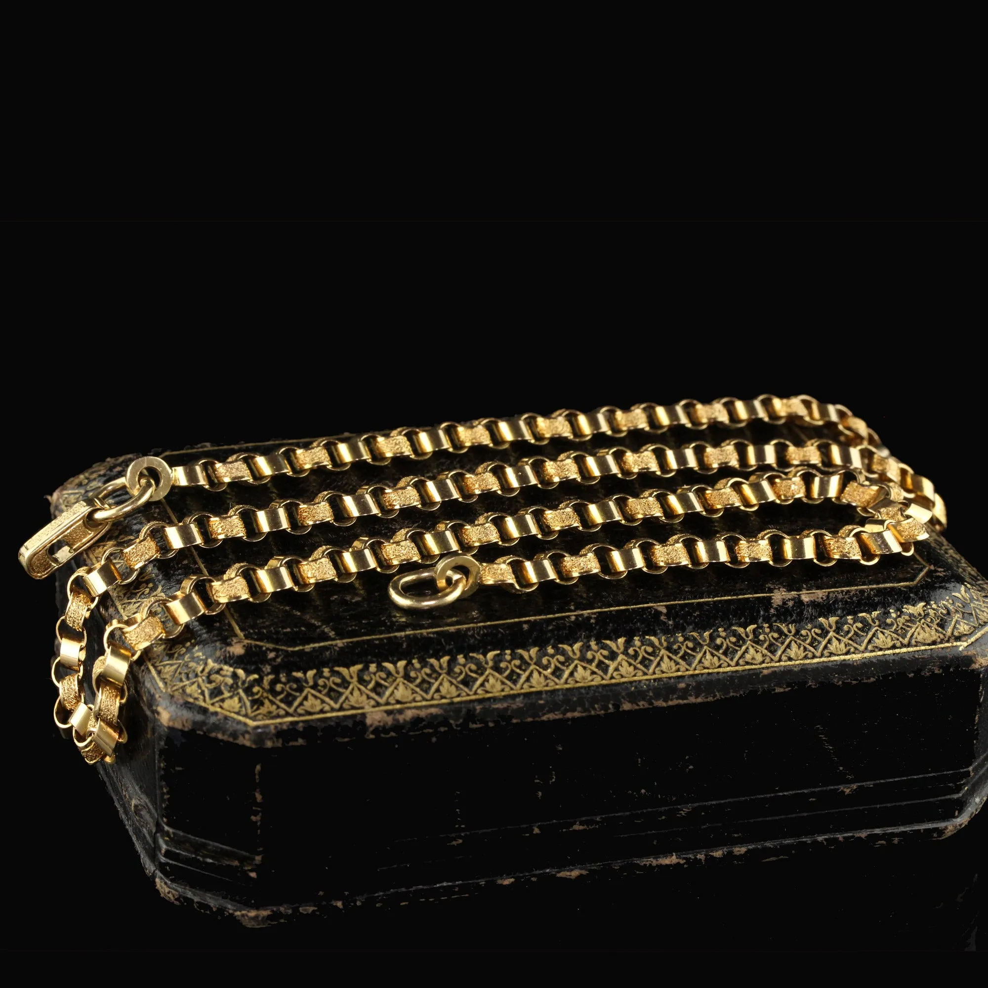 Antique Art Deco 14K Yellow Gold Flat Geometric Link Chain Necklace