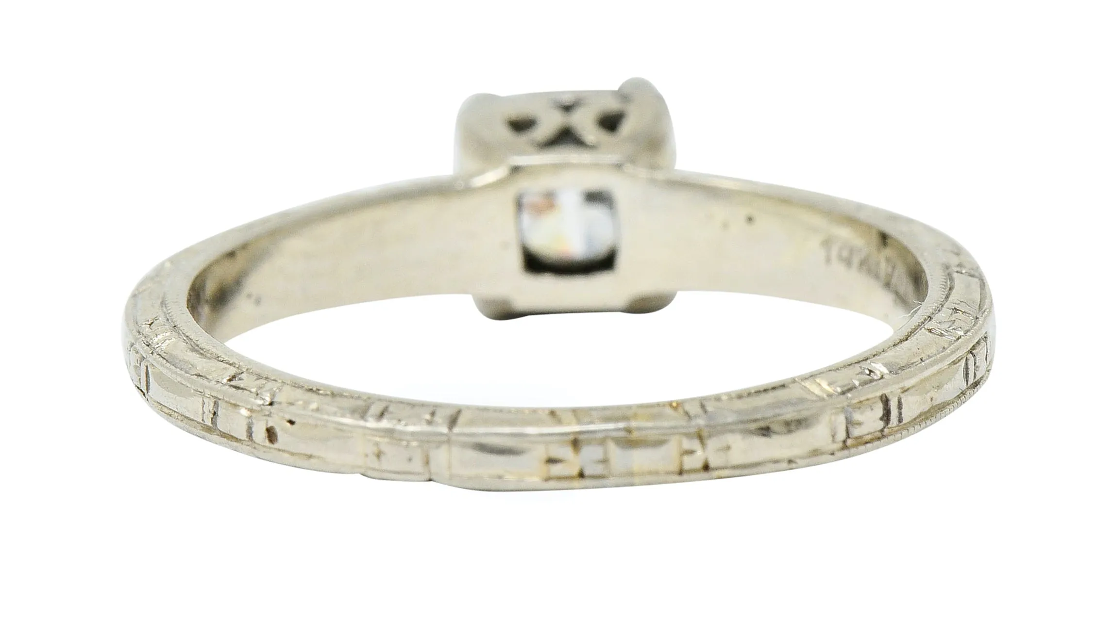Art Deco 0.35 CTW Diamond 14 Karat White Gold Engagement Ring