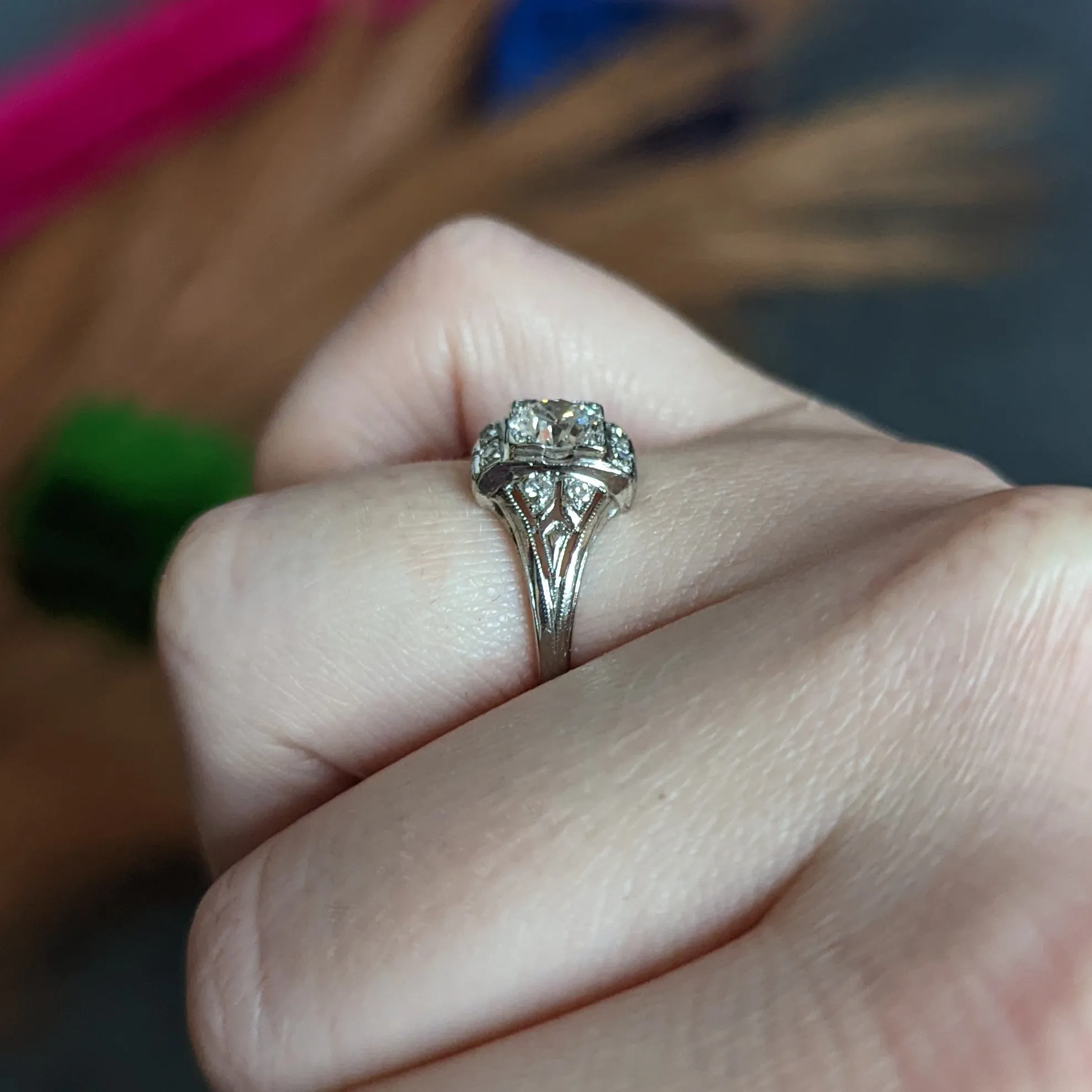Art Deco 0.85 CTW Diamond Platinum Dinner Engagement Ring