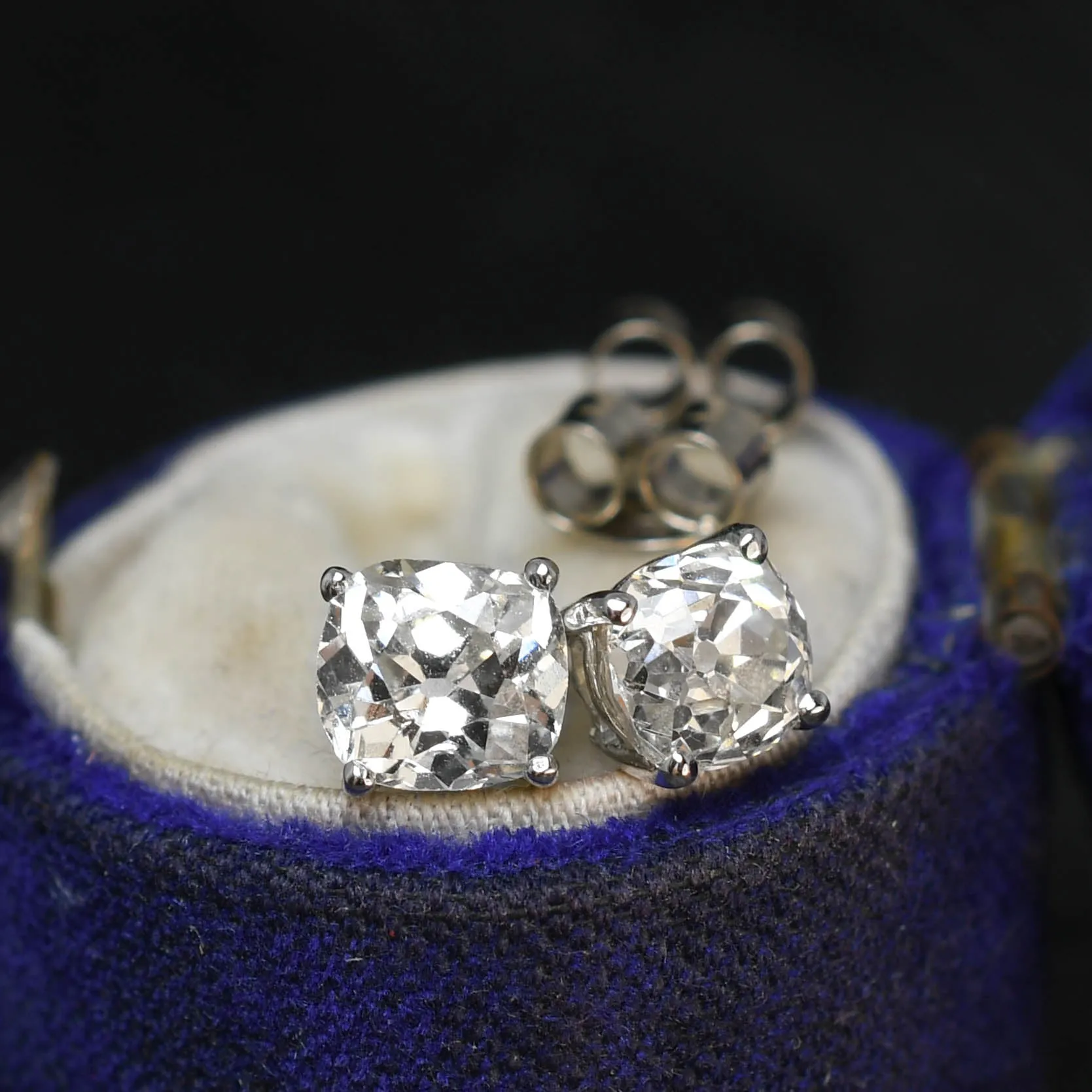 Art Deco 1.73ct Old Cut Diamond Stud Earrings