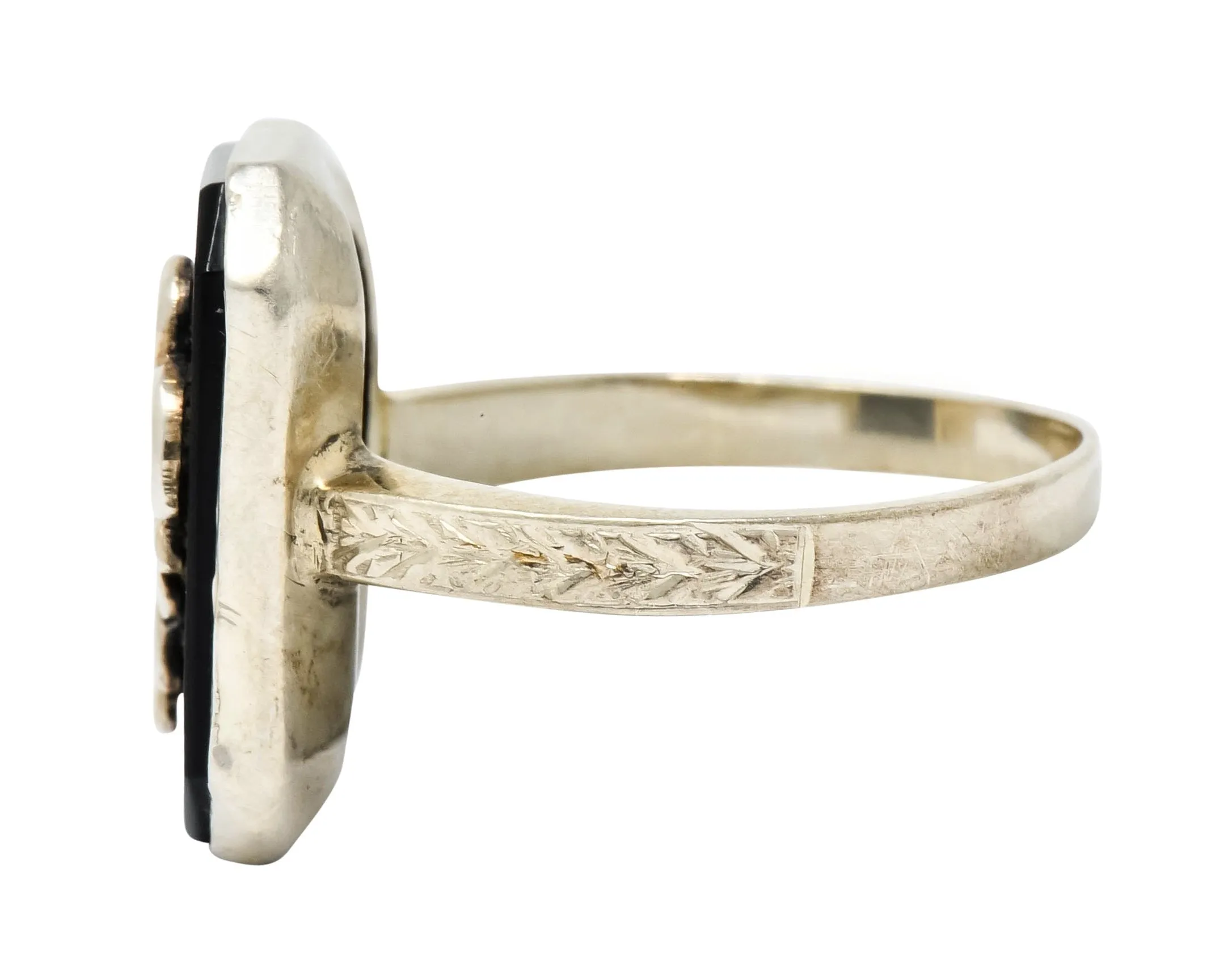 Art Deco 1923 Onyx Tablet 14 Karat White Gold Date Ring