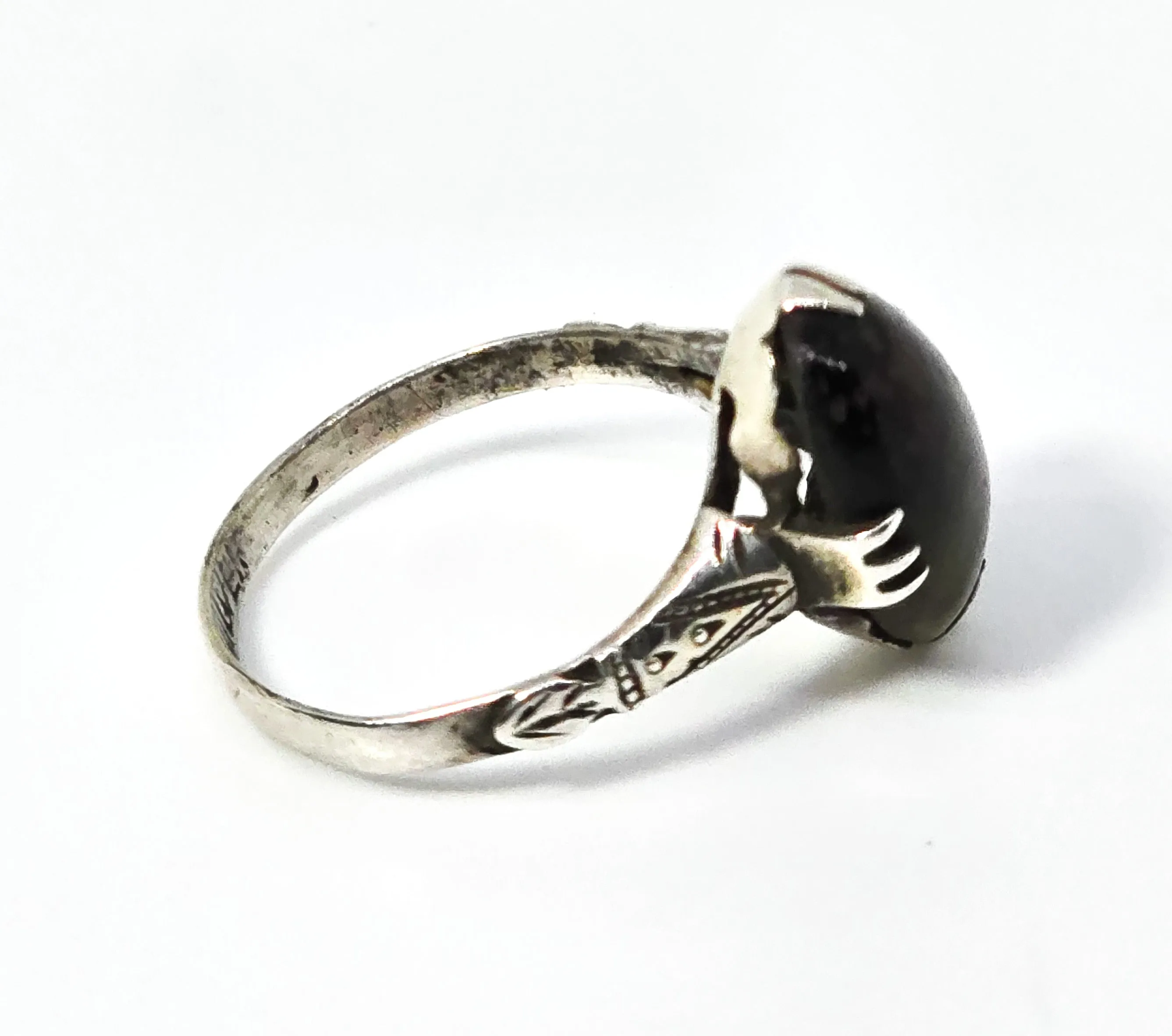 Art Deco Cat's eye tourmaline gemstone prong set antique sterling silver ring size 7.5