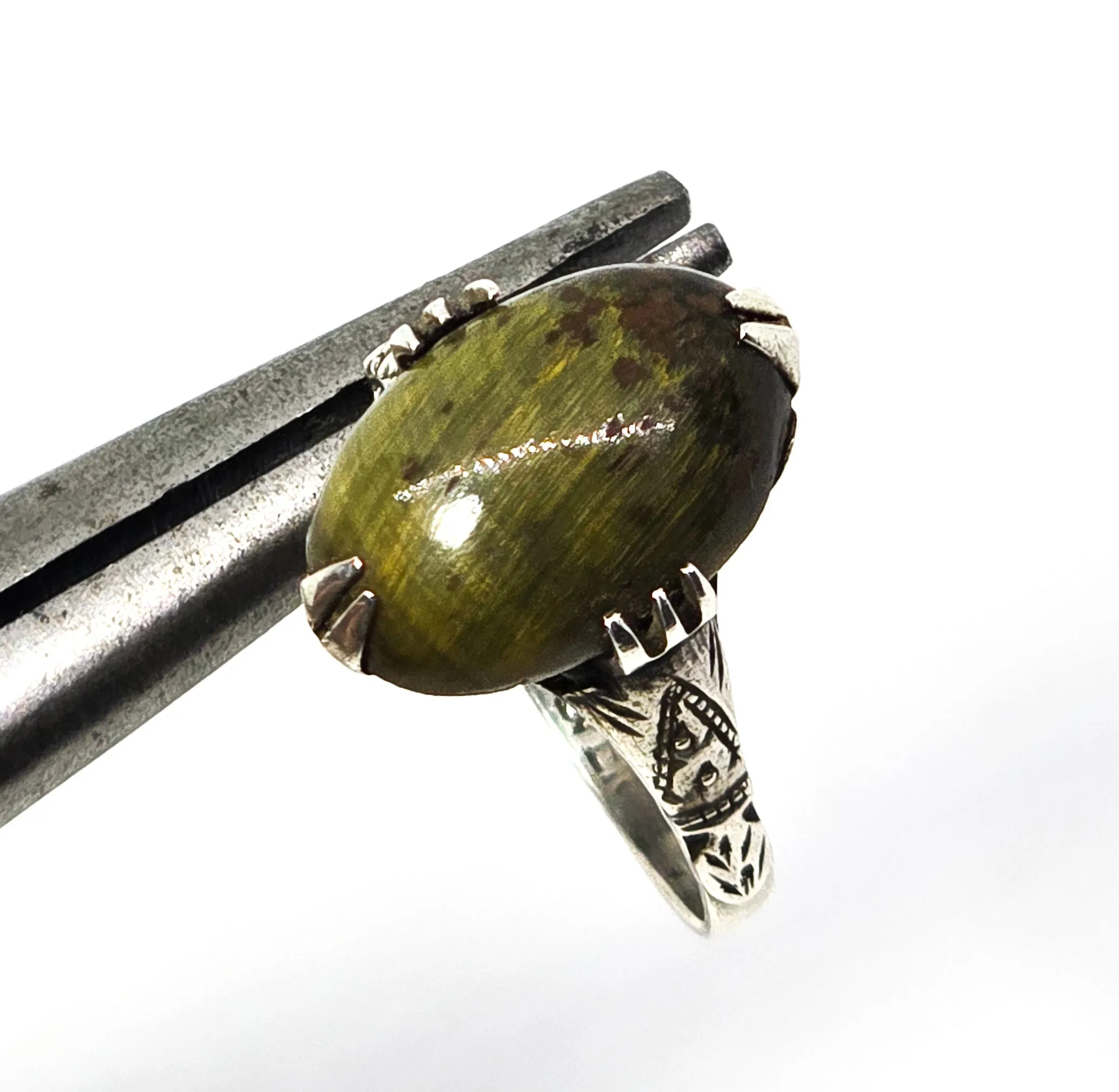 Art Deco Cat's eye tourmaline gemstone prong set antique sterling silver ring size 7.5