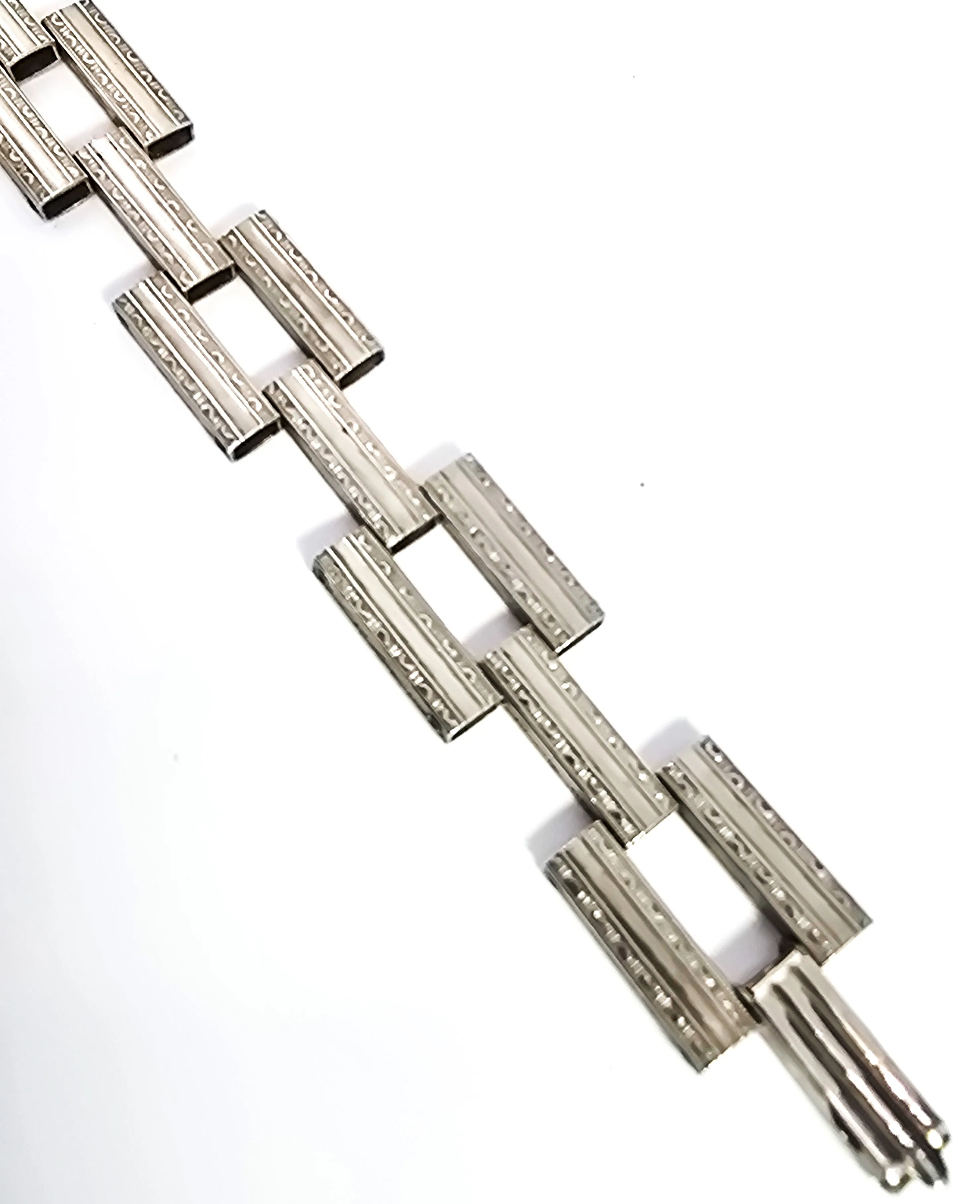 Art Deco embossed flower articulated chain link antique sterling silver bracelet
