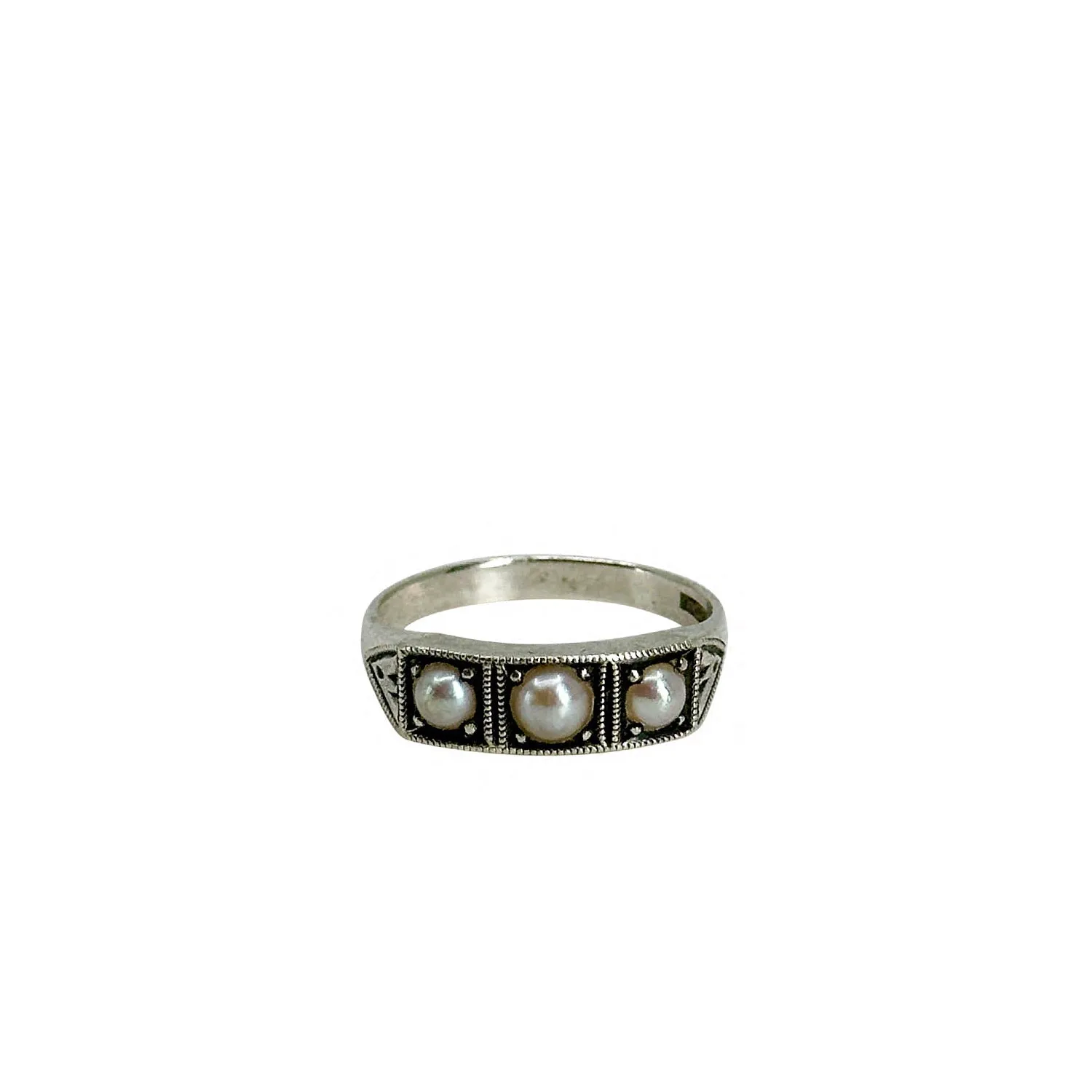 Art Deco Engraved Triple Japanese Saltwater Akoya Cultured Pearl Vintage Band Ring- Sterling Silver Sz 7