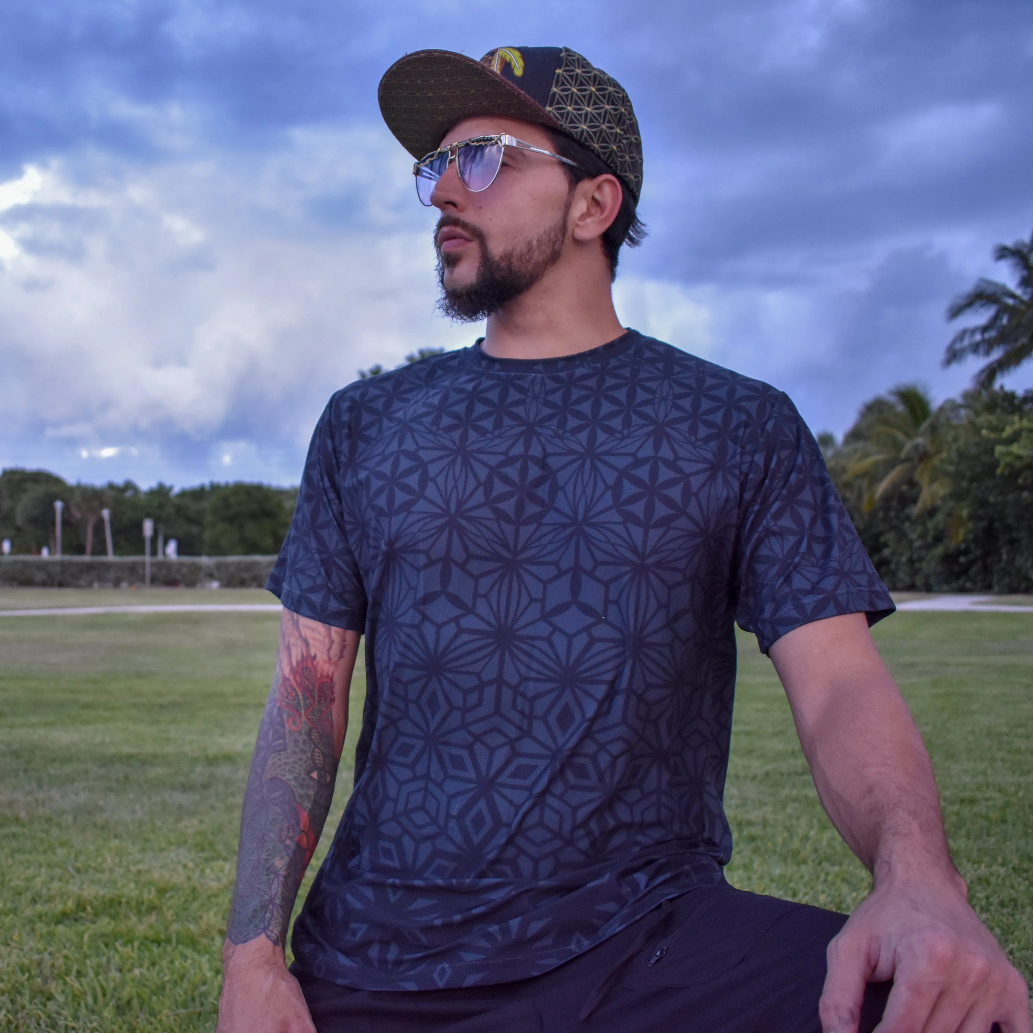 Black Tessellating Fractals T-shirt