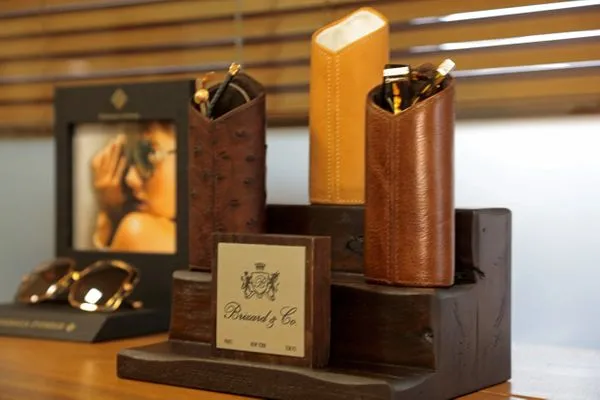 Brizard and Co. The Luxury Eyewear Stand - Antique Saddle Leather
