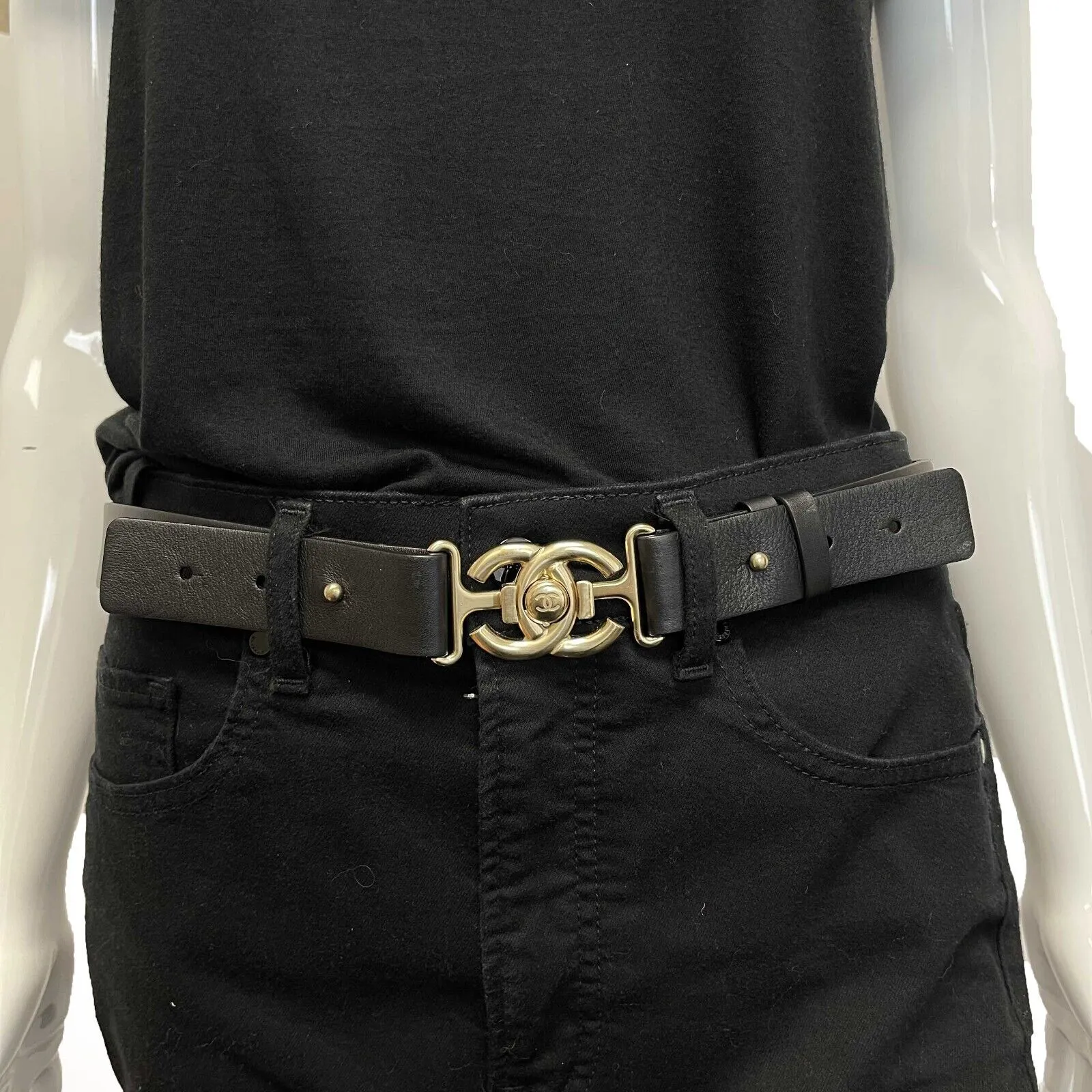 Chanel Belt CC Turnlock Circle Leather Belt Black 85/34 2015
