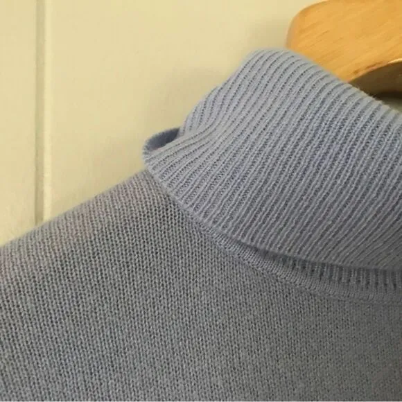 Charter Club Luxury Cashmere Turtle Neck (L)
