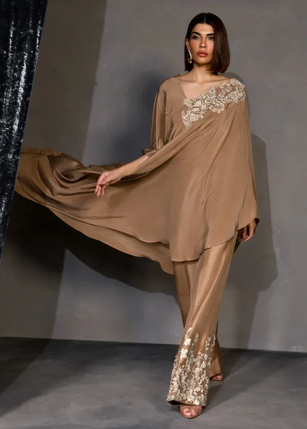 CRIMSON X SAIRA SHAKIRA ZARAE LUXURY PRET '24 | SILVA