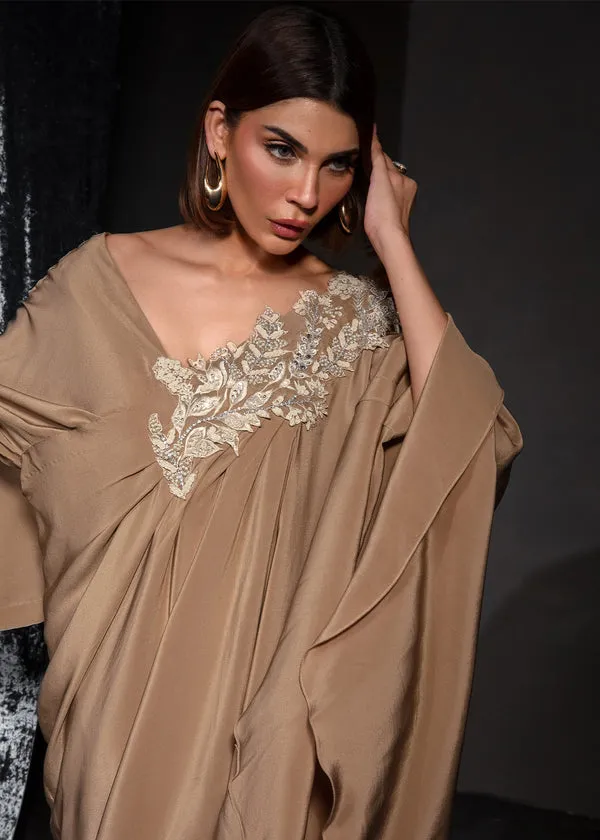 CRIMSON X SAIRA SHAKIRA ZARAE LUXURY PRET '24 | SILVA