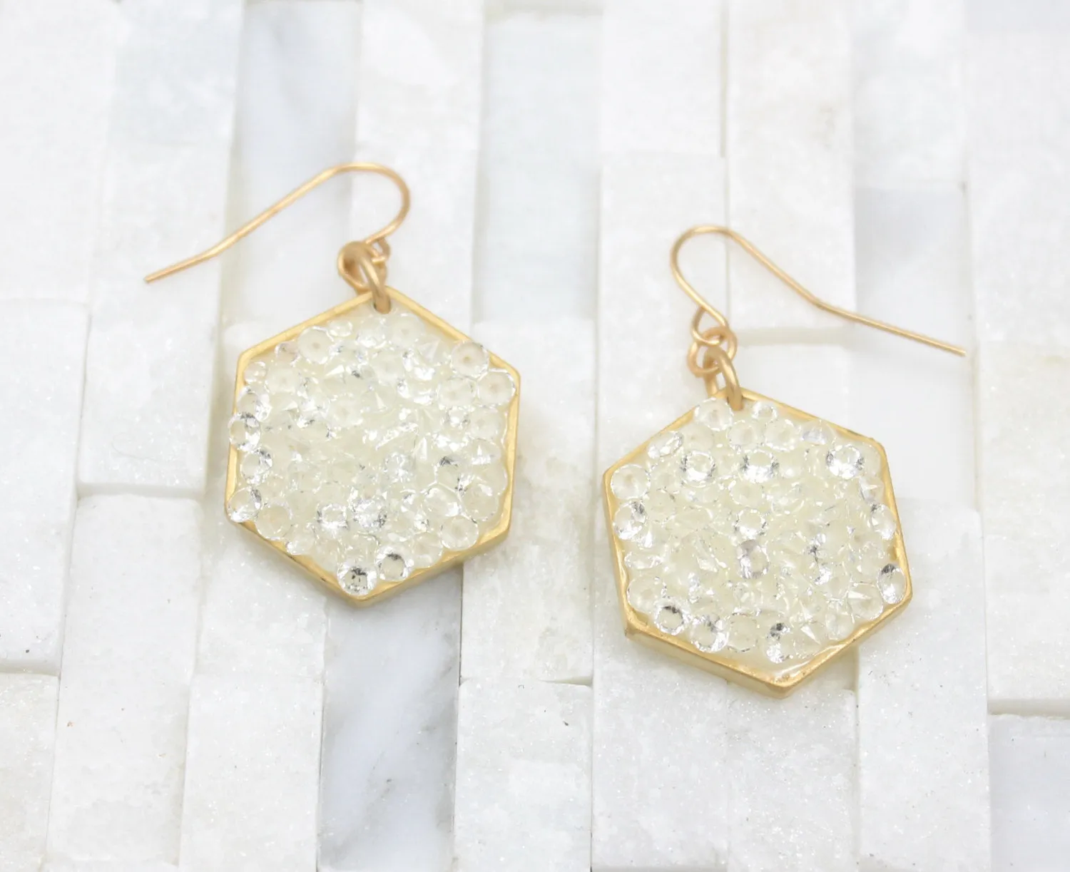 Geometric necklace-Hexagon necklace- white-