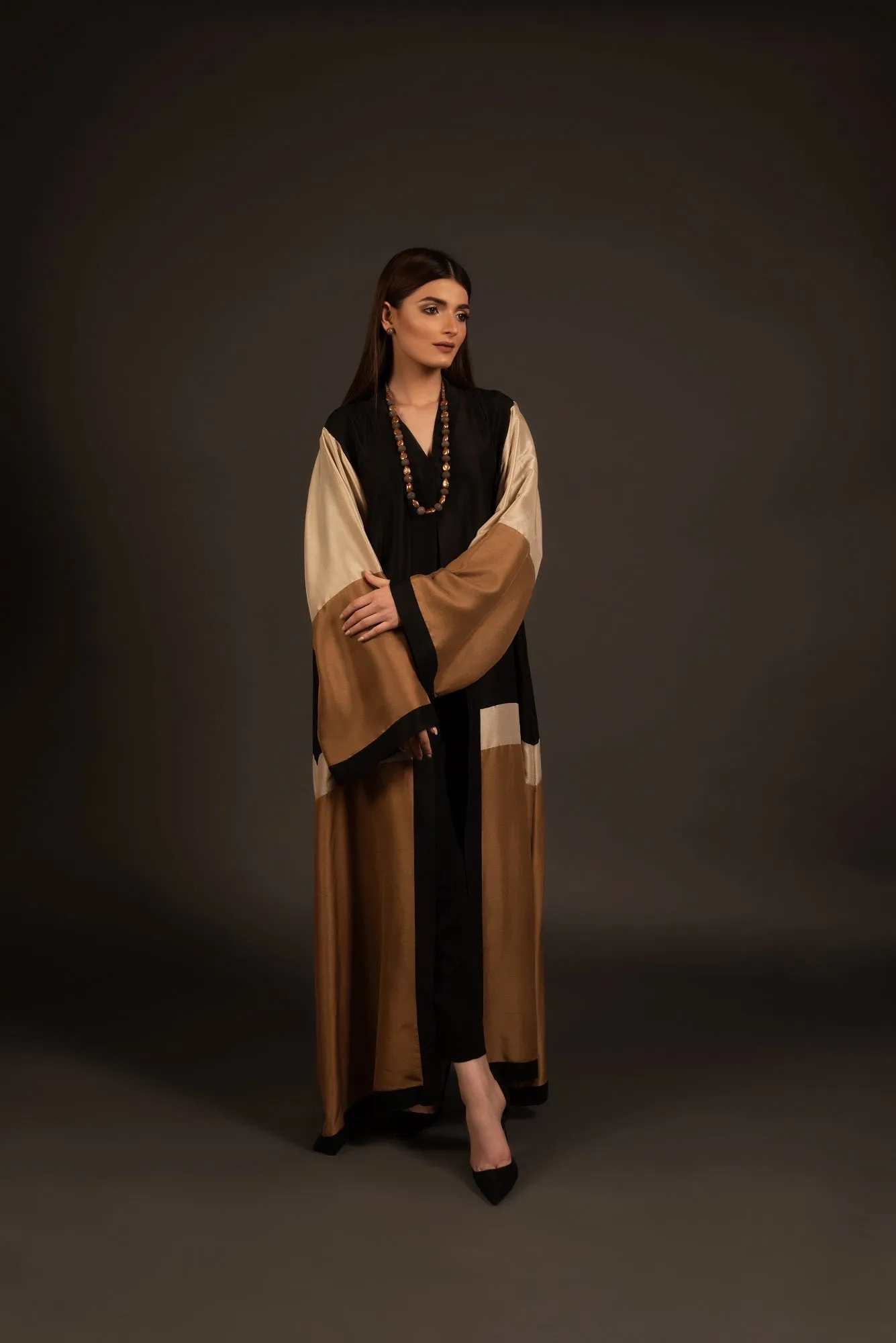 GOLD ABAYA
