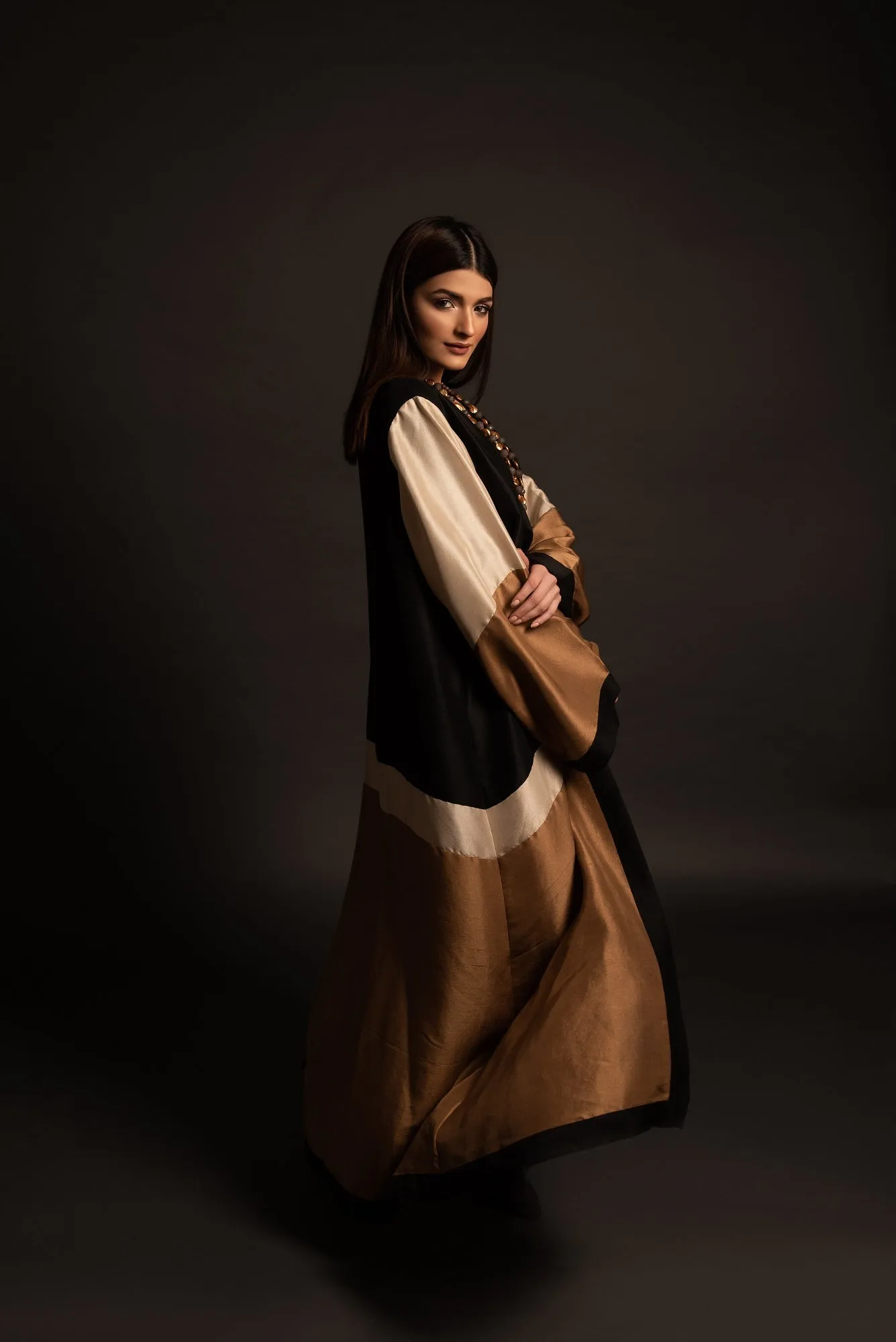 GOLD ABAYA