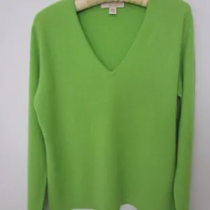 Grass Green CASHMERE Pullover Sweater V Neck Cuddly Knit Luxury