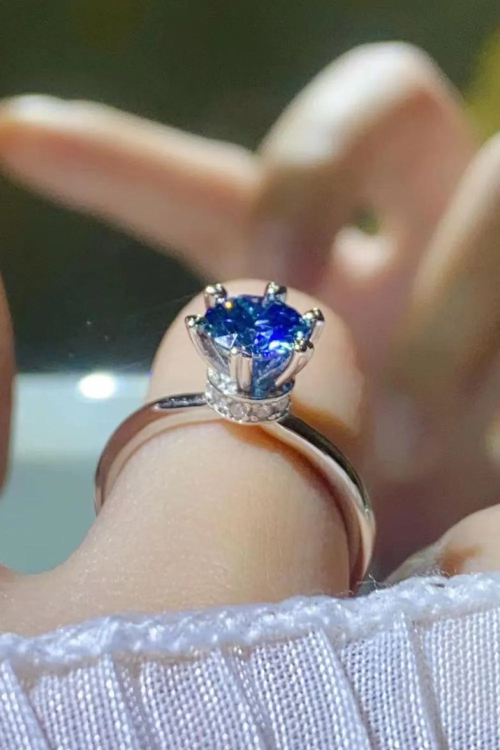 Hazel Blues® | 1 Carat Moissanite 6-Prong Solitaire Ring