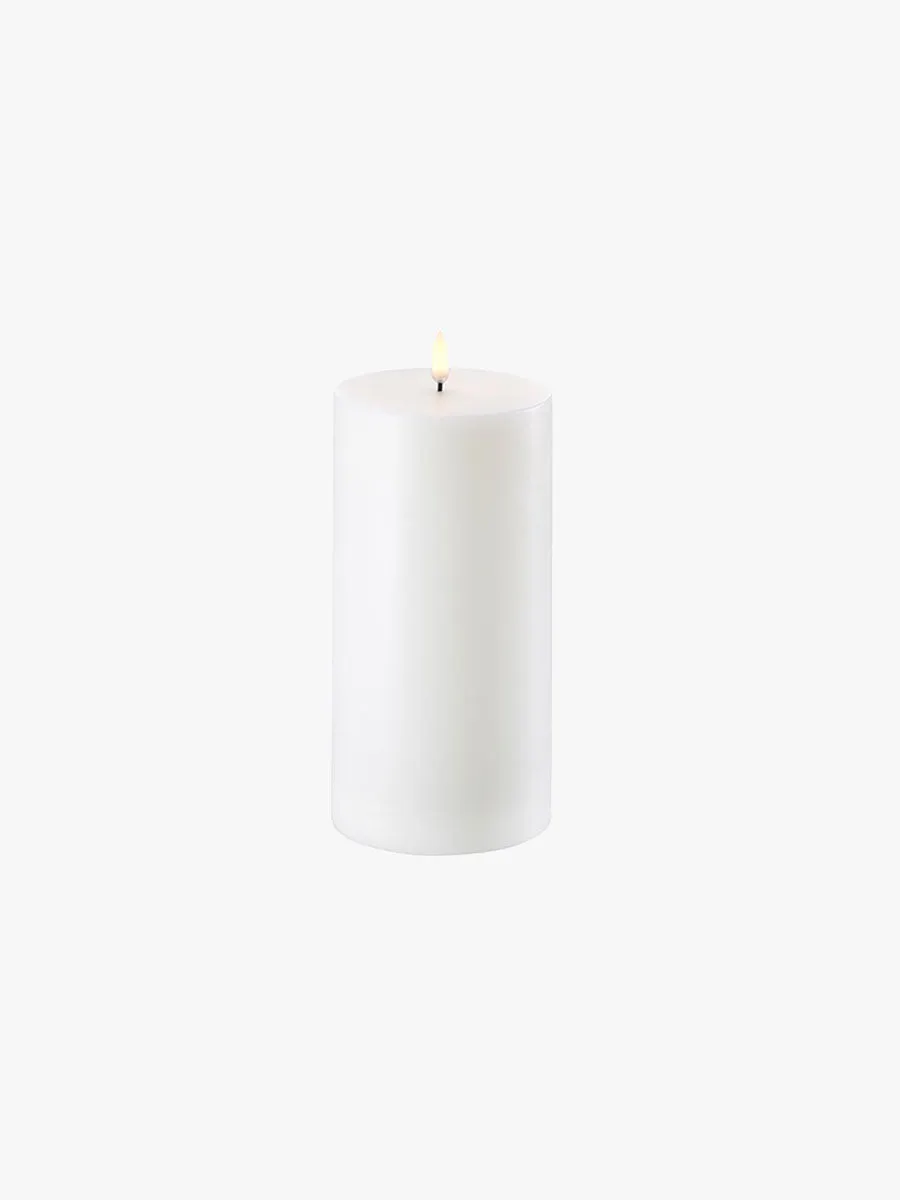 LED Pillar Candle 5.8x10 - Nordic White