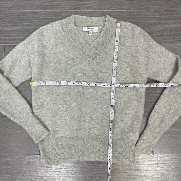 Madewell 100% Cashmere V-Neck Sweater Pullover Heather Shadow Gray MA707 XXS