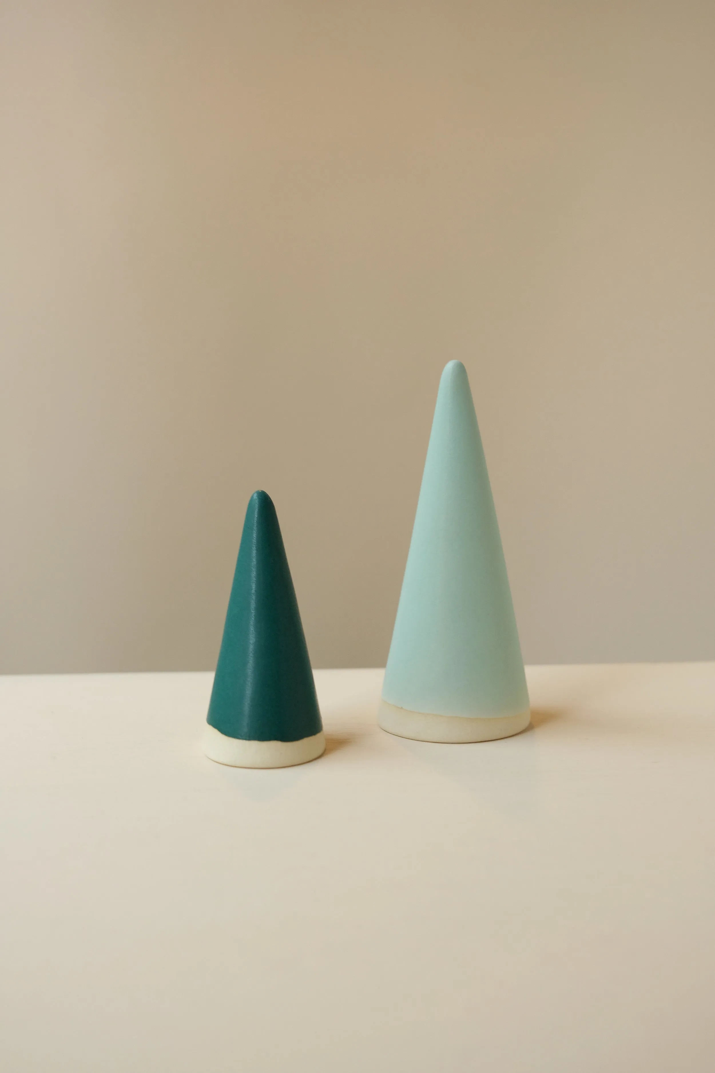 Modern Ring Cone