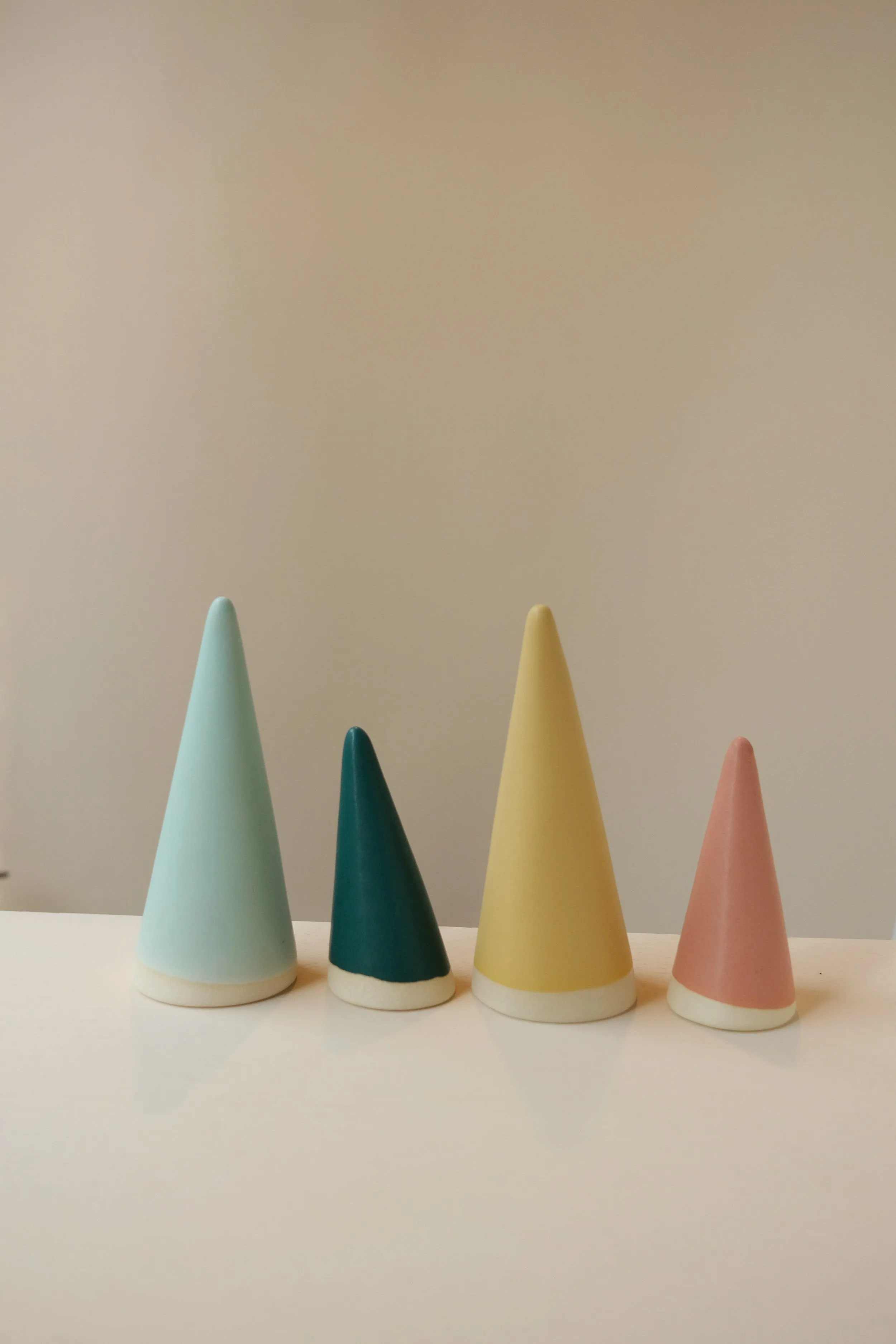 Modern Ring Cone