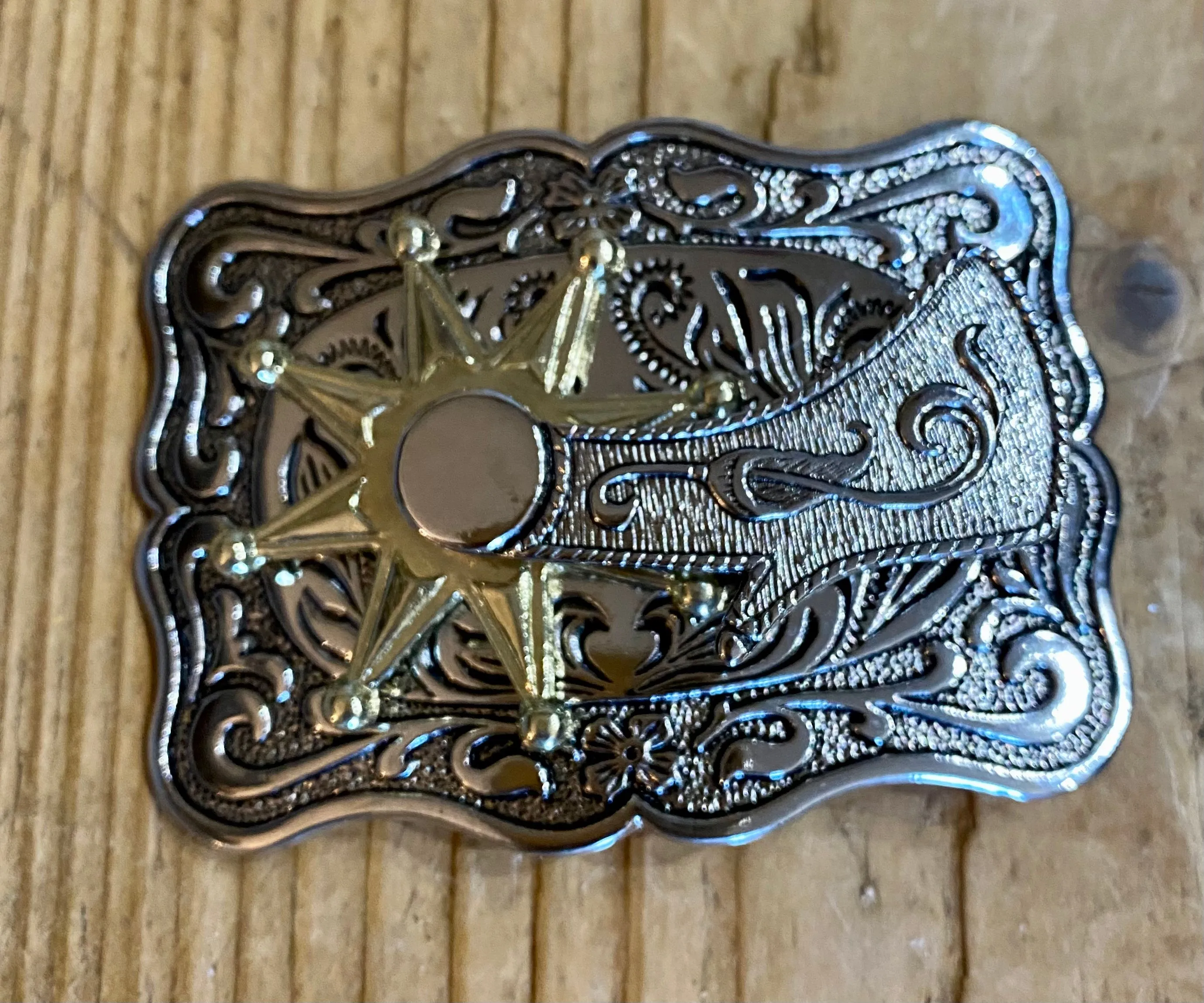 Moving Spur Belt Buckle