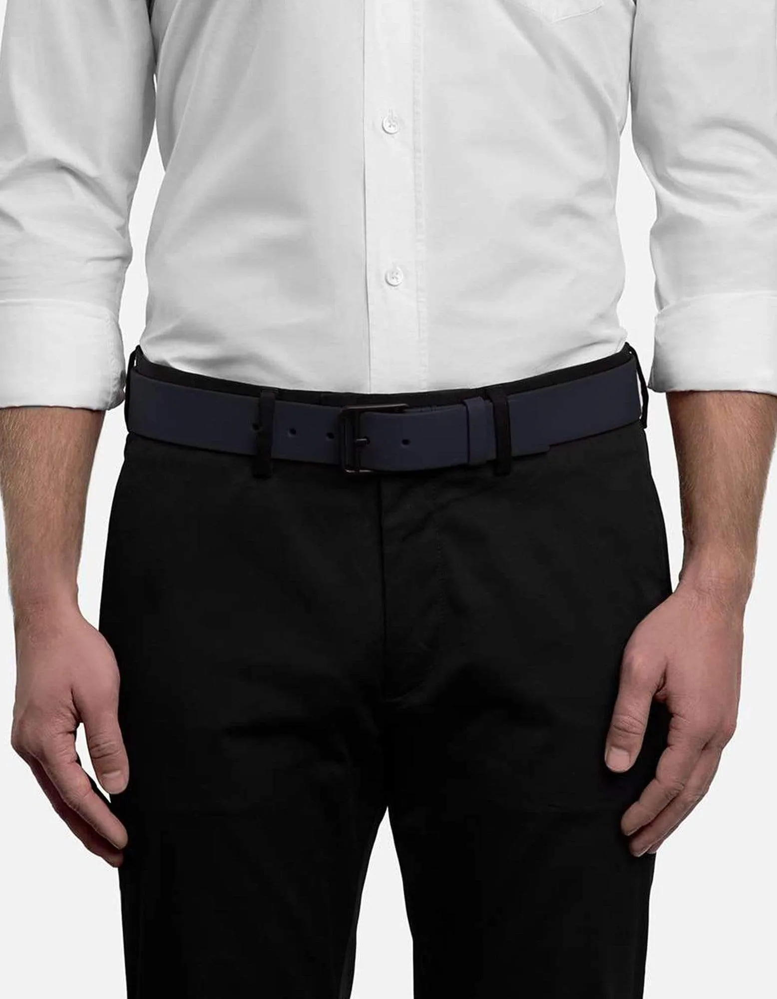 Navy Leather Belt, Noir Buckle