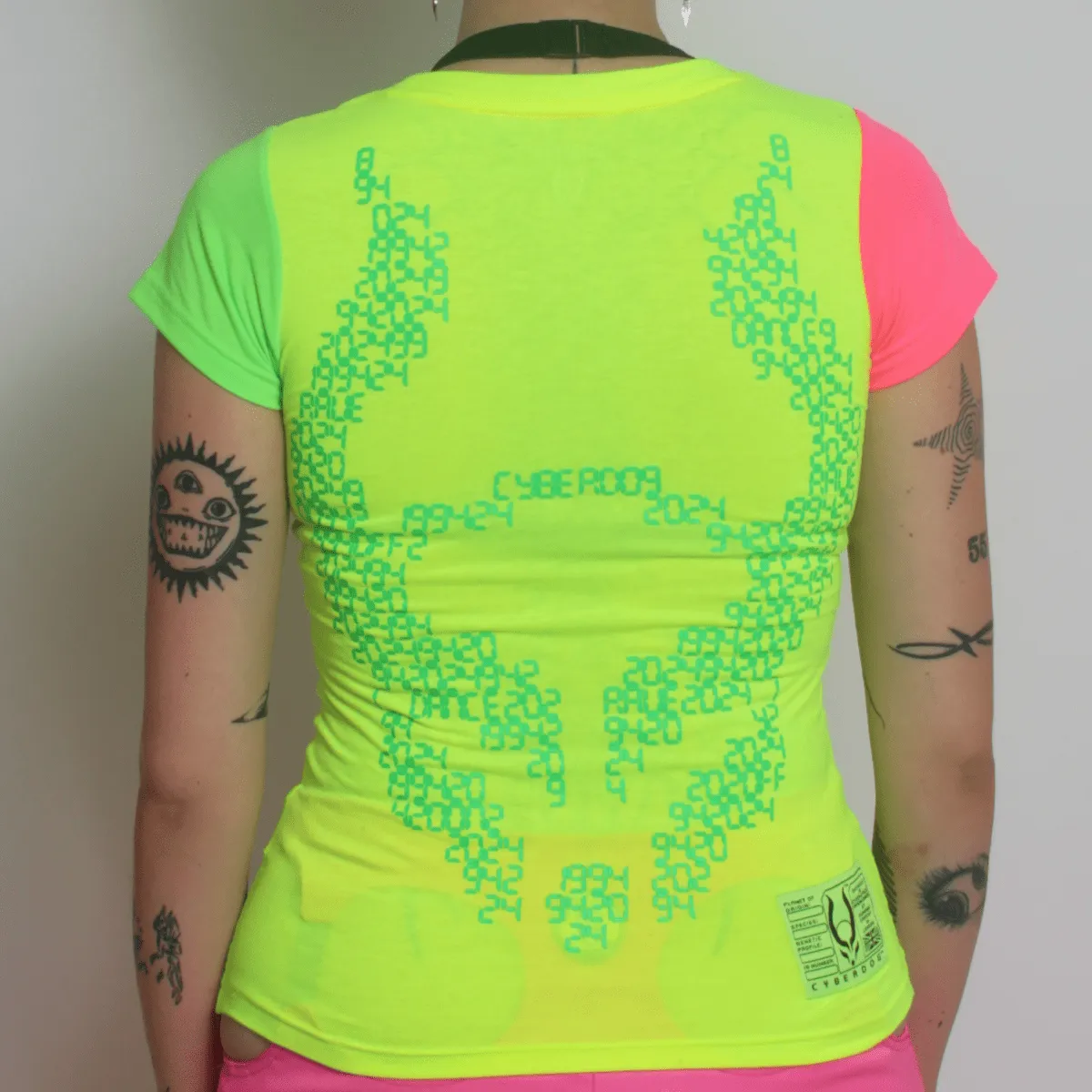 RAVE ON T-SHIRT MULTI NEON WOMENS