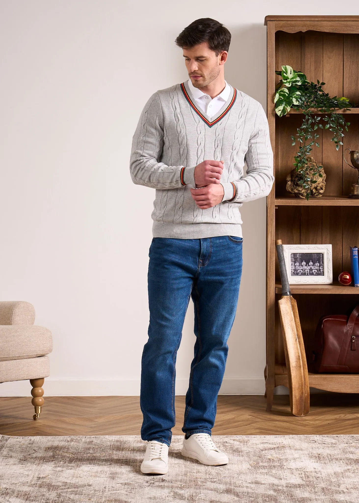 Sandford Cotton Cashmere Cable Knit Vee Neck Jumper In Dove