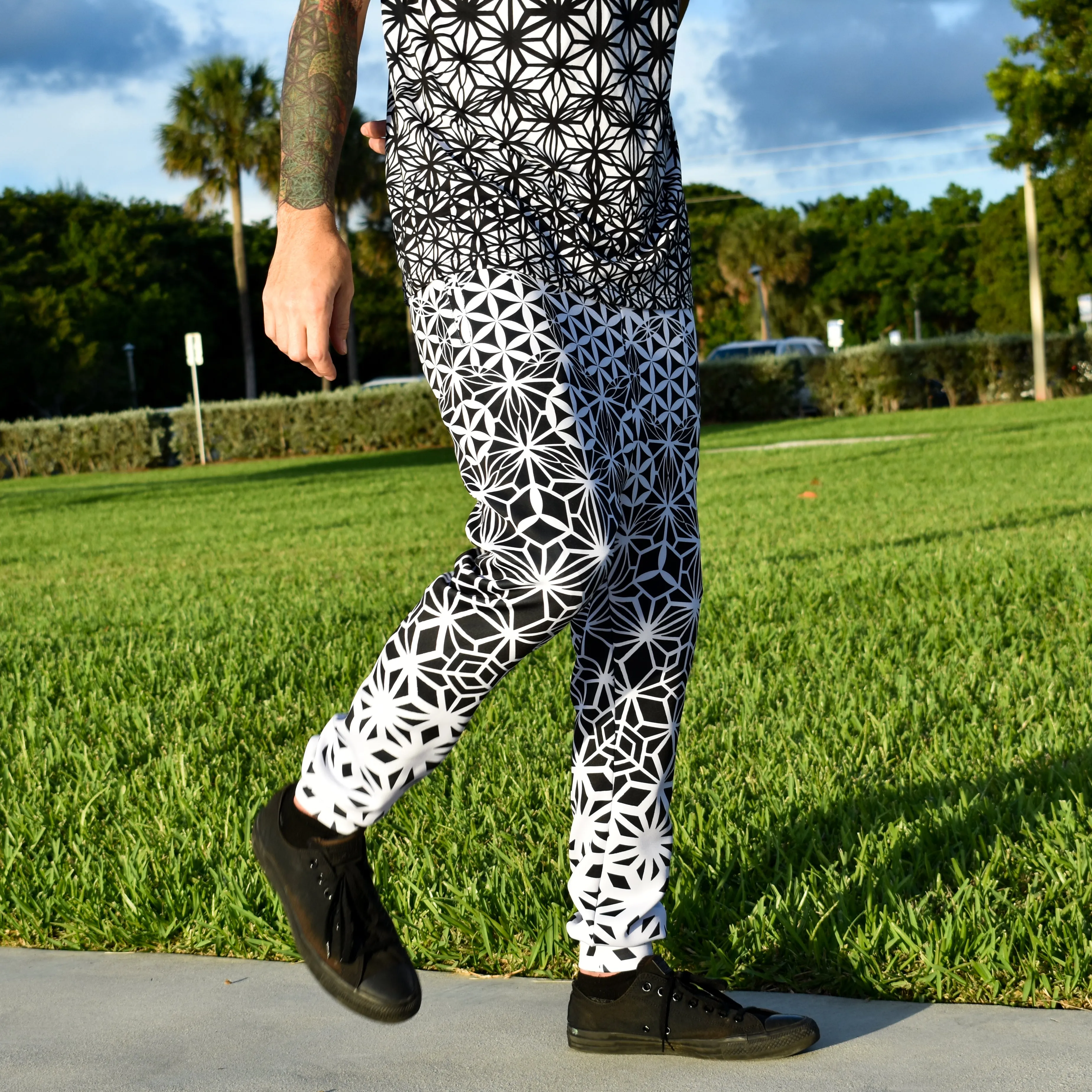 Tessellating Fractals Joggers