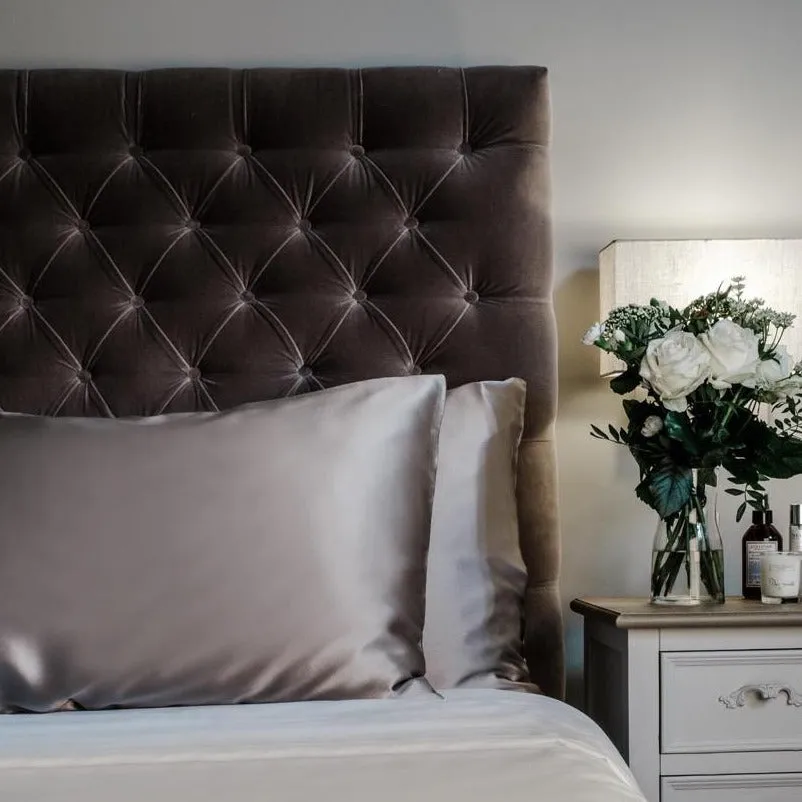 The Pure Silk Pillowcase