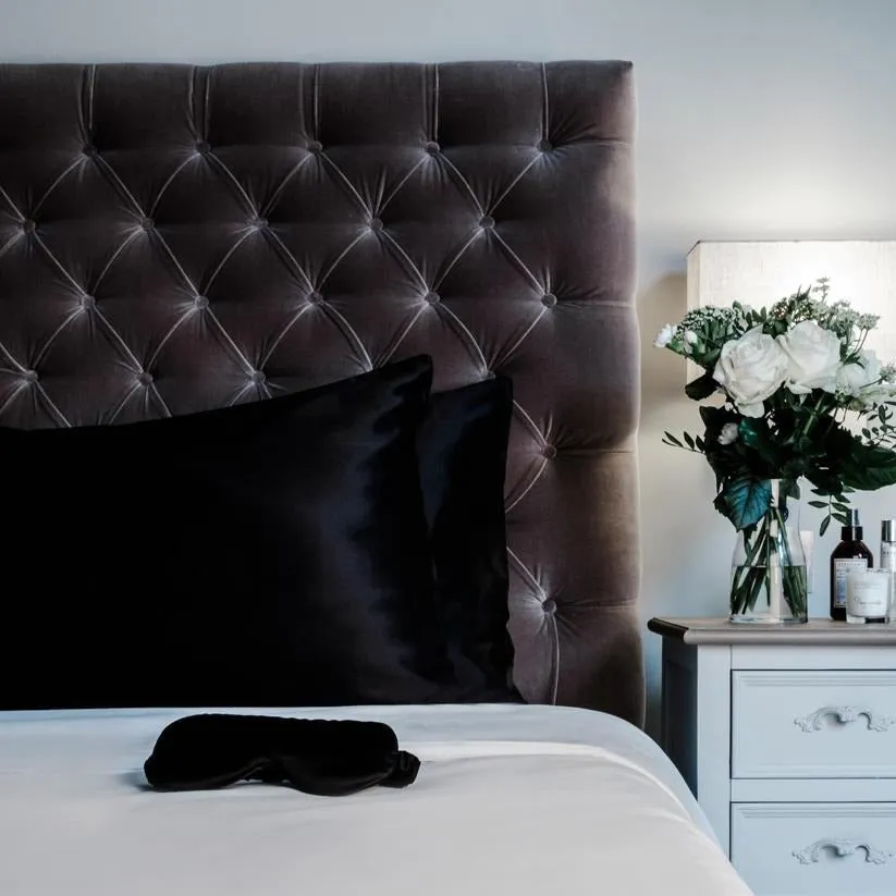The Pure Silk Pillowcase