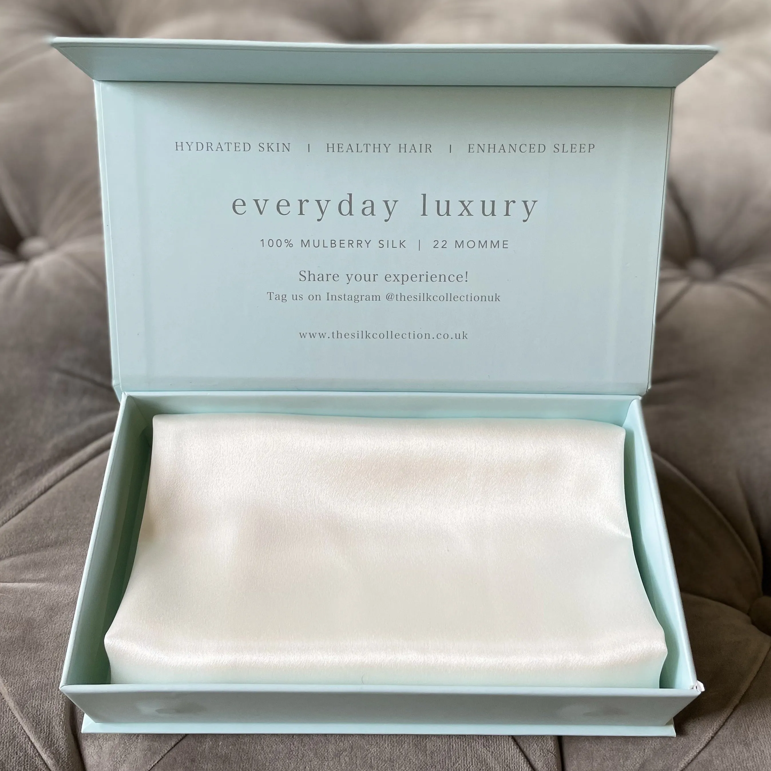 The Pure Silk Pillowcase