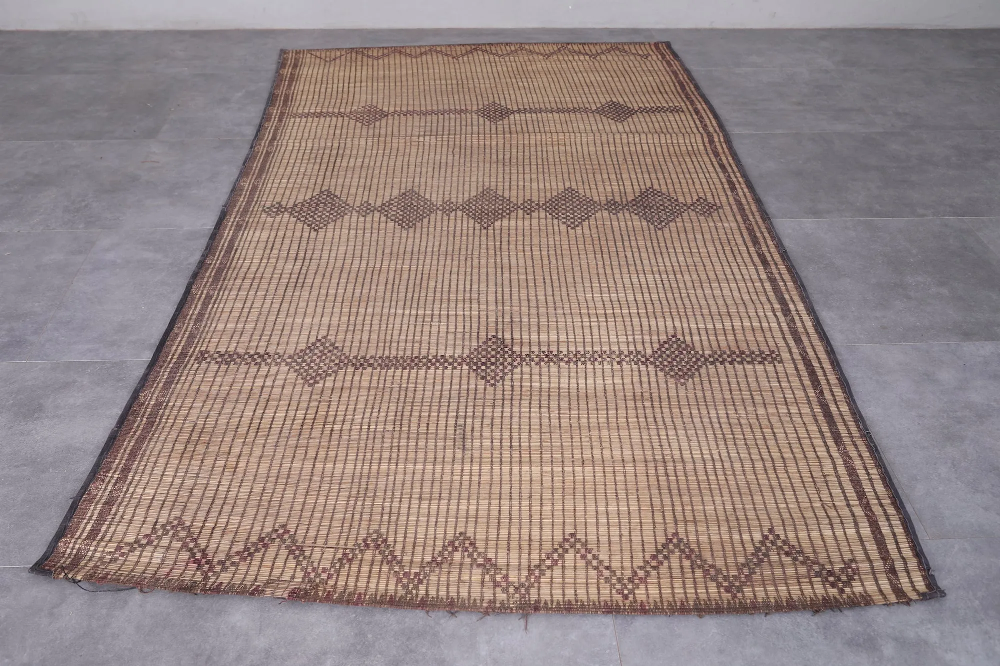 Tuareg rug 5 X 9.2 Feet