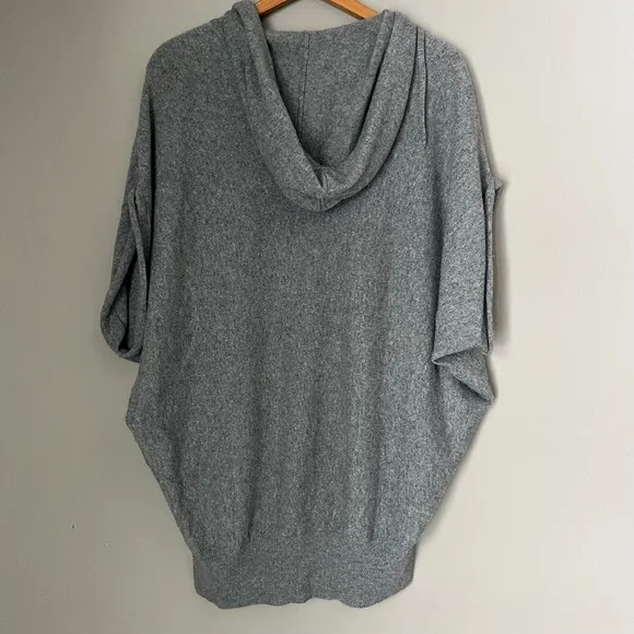 VINCE 100% Cashmere Oversized Hoodie Poncho Sweater Size Large Quiet Luxury