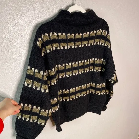 VINTAGE Cable Knit Italian Sweater Wool Cashmere Small
