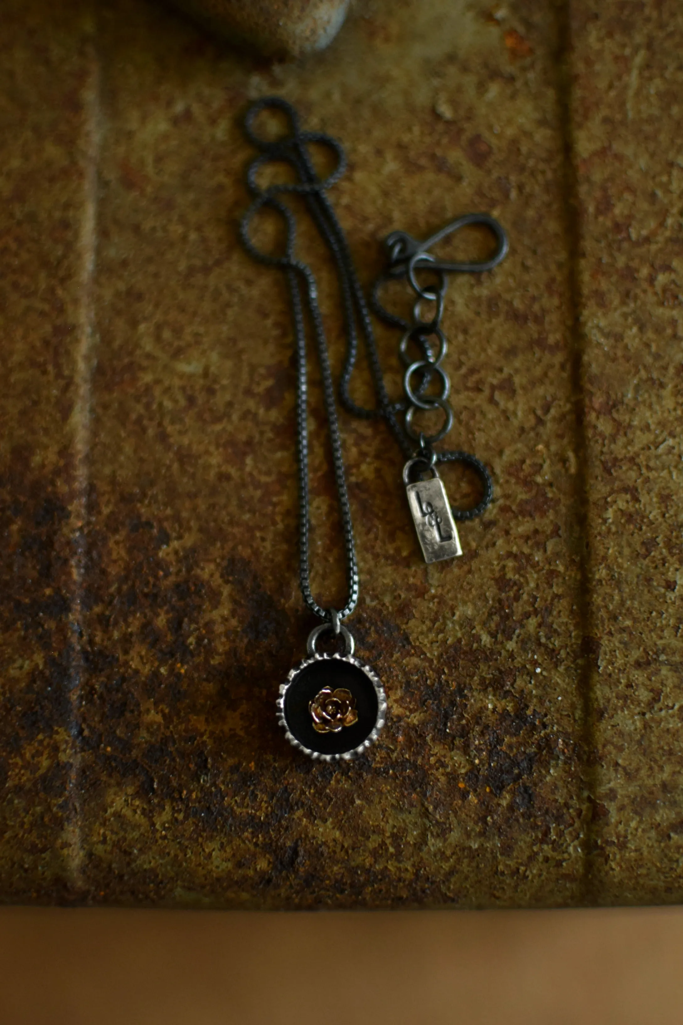 XRose Gold Succulent Shadowbox Necklace - Tree Bark Shadowbox